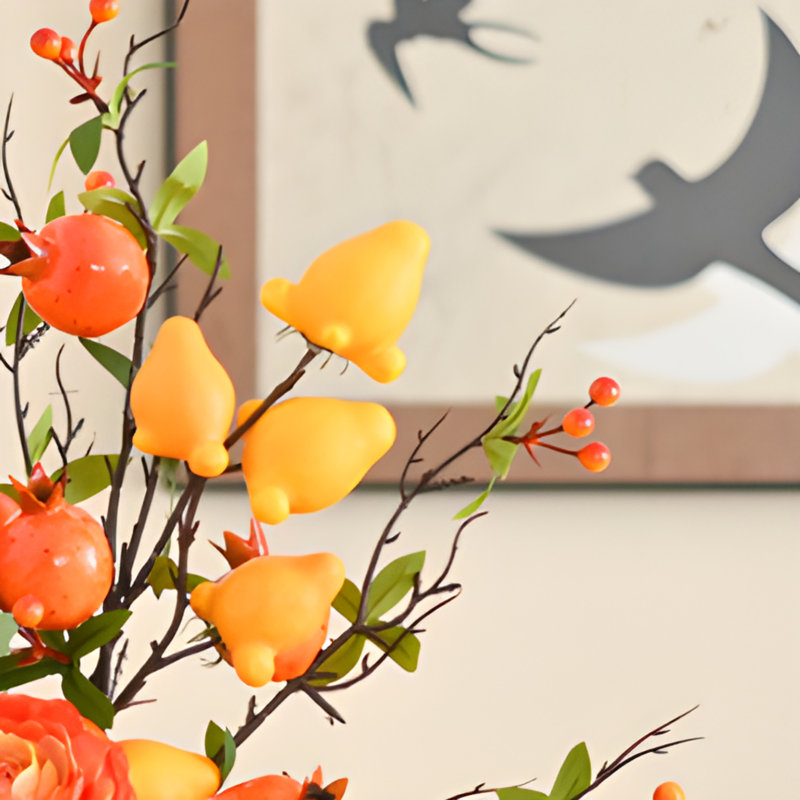 Ornements de fleurs simulées