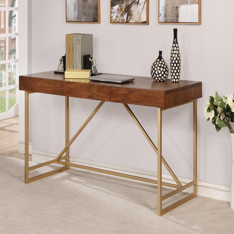 Bureau Halstein CM-DK6447