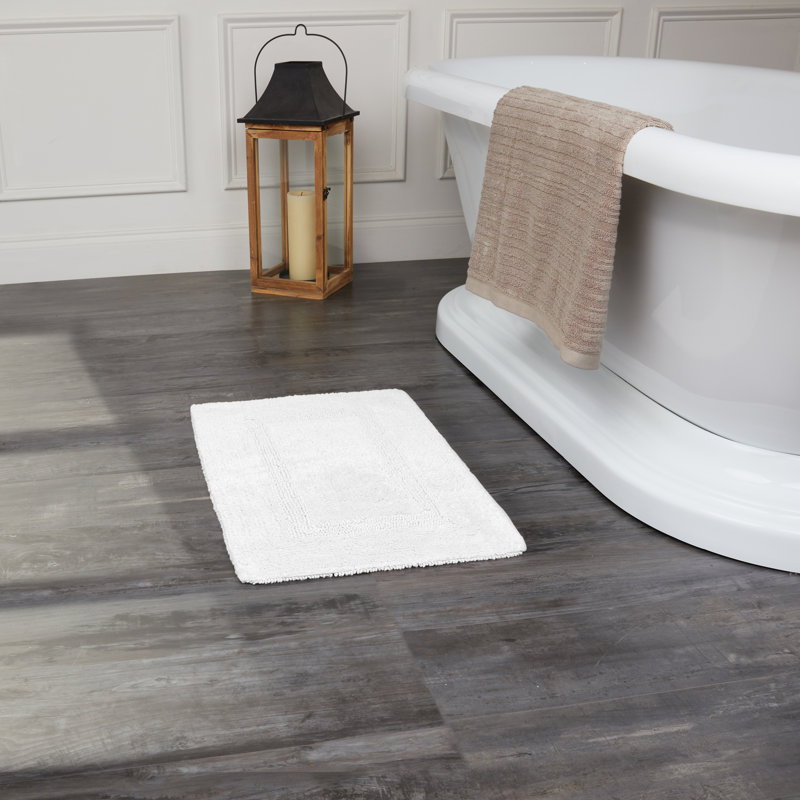 Tapis pour salle de bain Edilio, Blanc, L 16 po x L 24 po