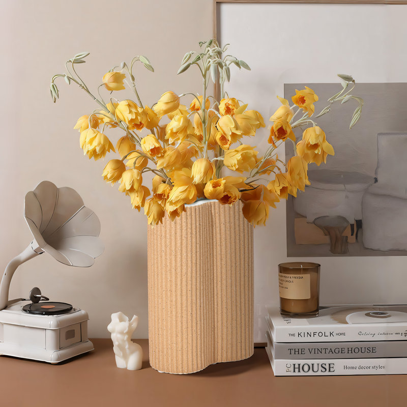 Vase de table moderne en céramique H 7,7 po, Tanné