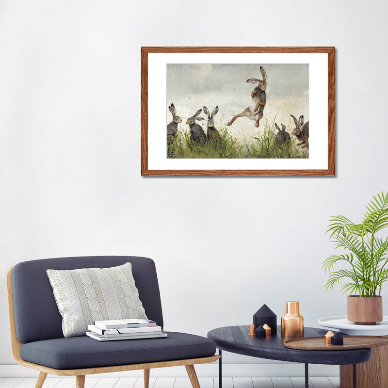 «Hijinx» par Maggie Vandewalle - impression d'art graphique, H 24 po x l 32 po x P 1 po, Papier avec cadre flottant Classic