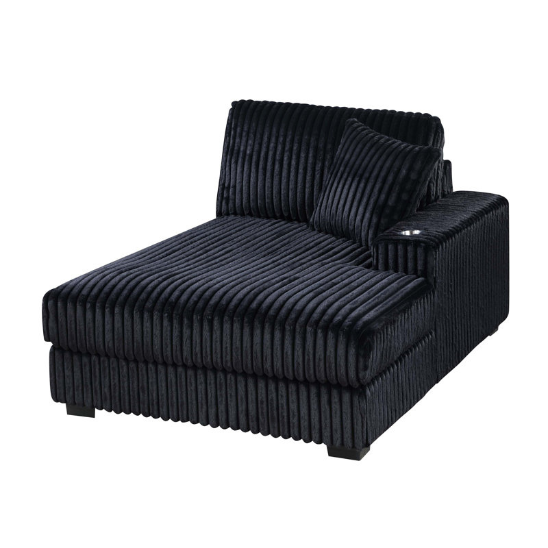Saundra Raf Chaise