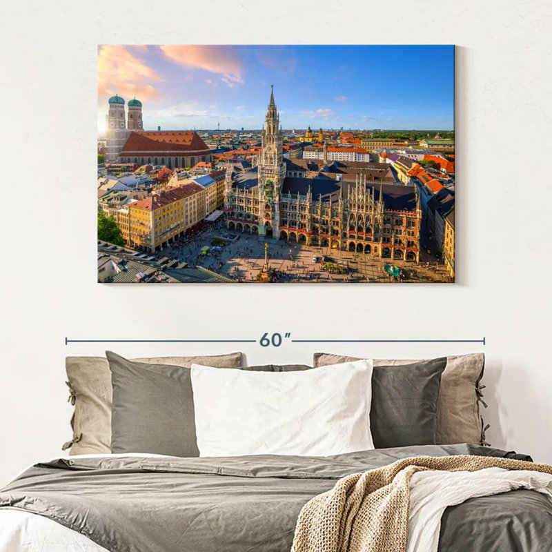 Nicci Munich Skyline, H 34 po x l 51 po