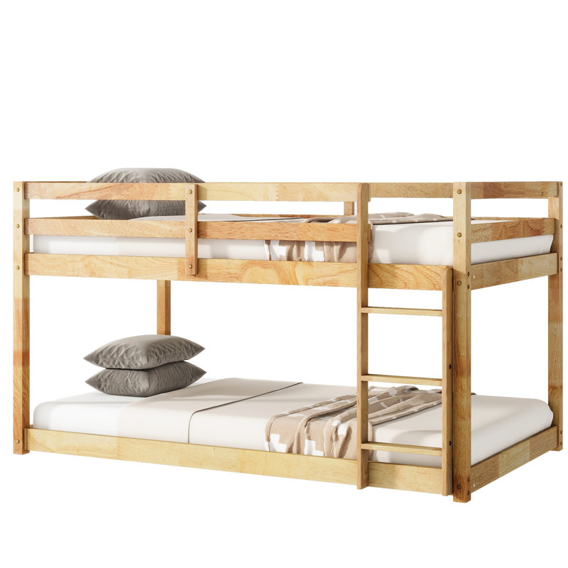 Lit simple au-dessus d'un lit mezzanine - Conception polyvalente pour une chambre fonctionnelle avec escalade facile et sécuritaire