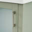 Meuble-lavabo de salle de bain avec lavabo en céramique et grand espace de rangement-825520951