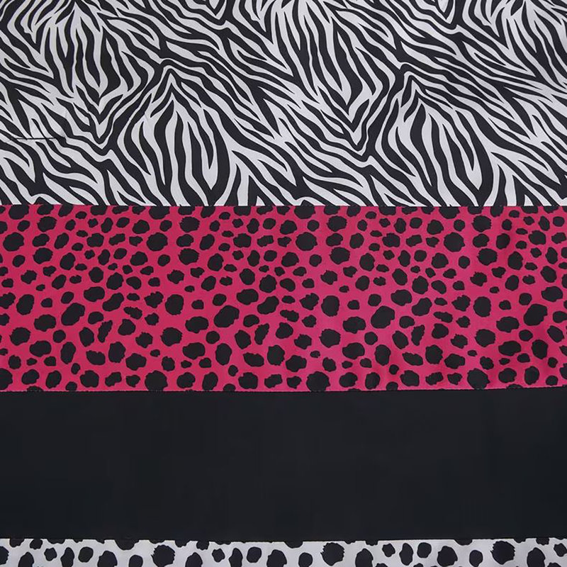 Ensemble d'édredon 7 pièces à motif zébré rose, noir et blanc, Grand édredon et 6 pièces supplémentaires