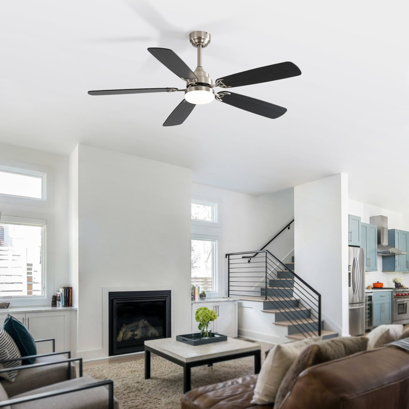 Ventilateur de plafond moderne à 5 pales avec lumière DEL et télécommande Derick, Nickel sablé, 52"