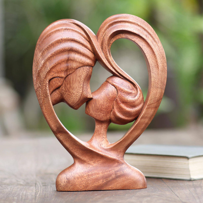 Statue Arlmont & Co. Heart's Kiss