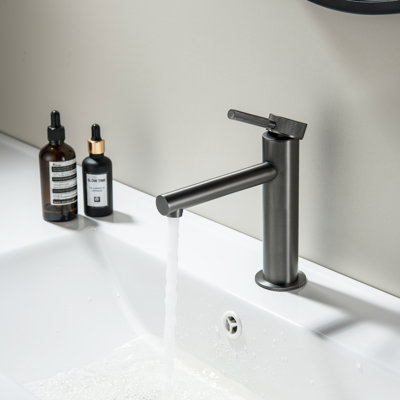 Deck Mounted Single Hole Single Handle Bathroom Sink Faucet