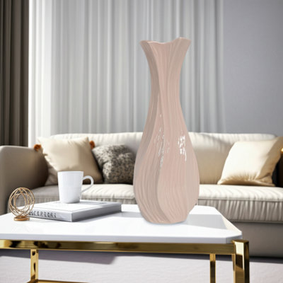 Modern Sculptural Stoneware Vase with Sleek Curved Silhouette and Contemporary Glam Design for Stylish Decorative Appeal