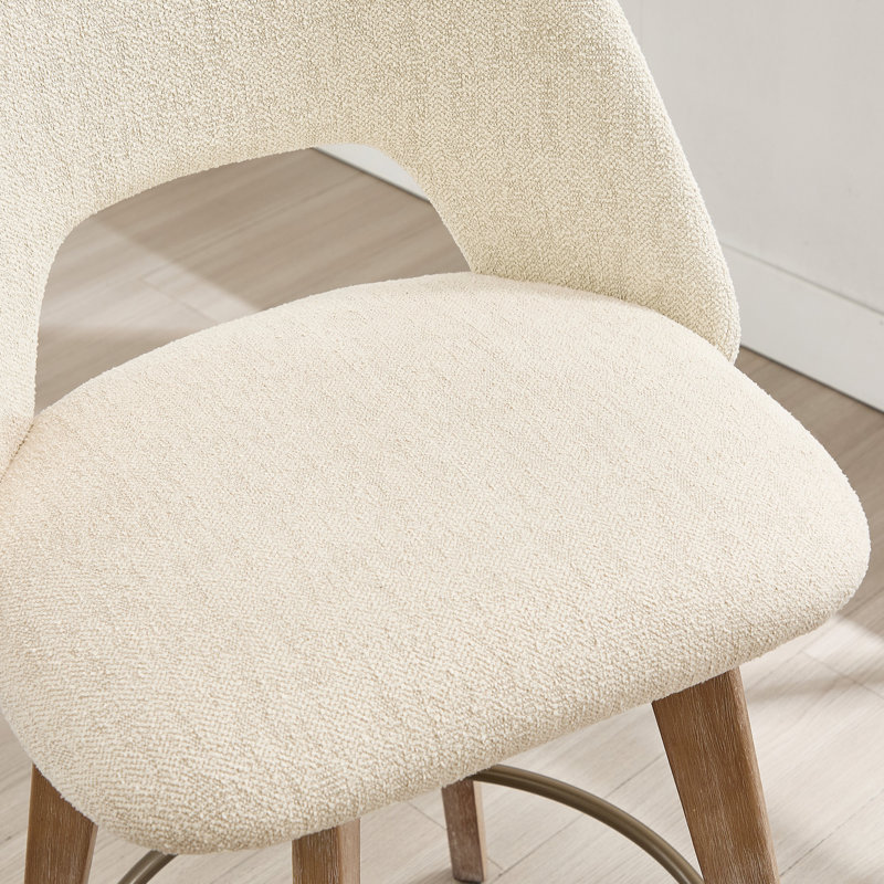 Tabouret de comptoir pivotant 26,8 po Lovetro, Beige