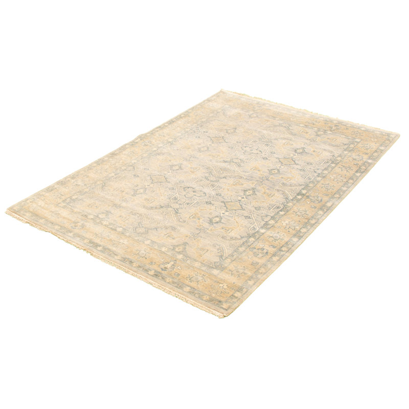 Tapis décoratif en laine noué à la main de conception unique 5 pi 8 po x 8 pi 6 po Devyani Ivoire