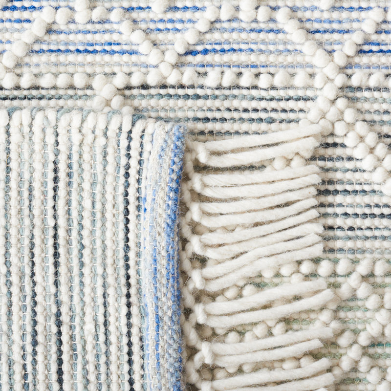 Aldeline 875 Area Rug In Ivory / Light Blue, Round 6'
