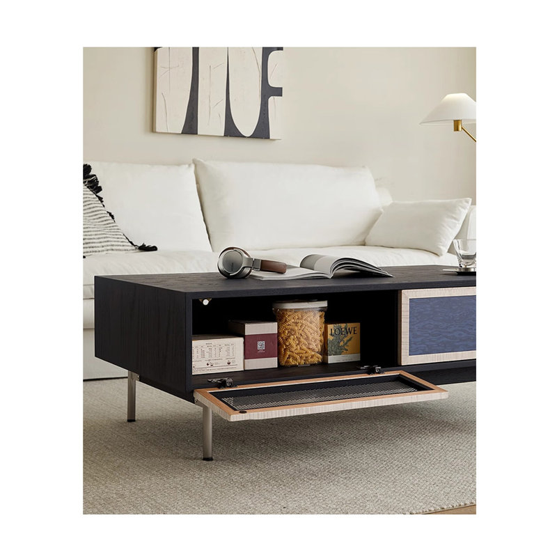 Table basse moderne de style simple