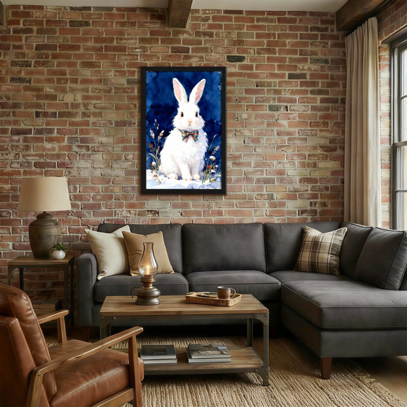 Lapin de Noël blanc avec nœud papillon sur fond enneigé, H 18 po x l 12 po