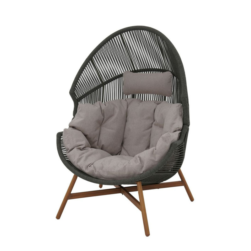 Outdoor Lounge Chair
