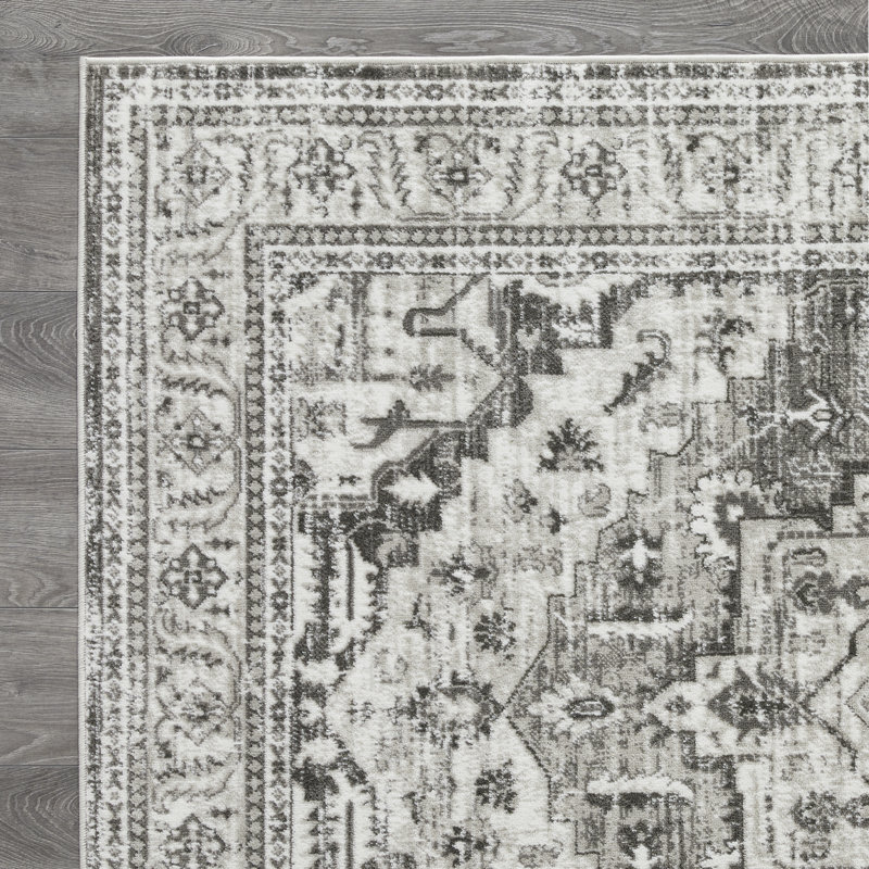 Ragheb Oriental Indoor Rug, Rectangle 6'7" x 9'2"