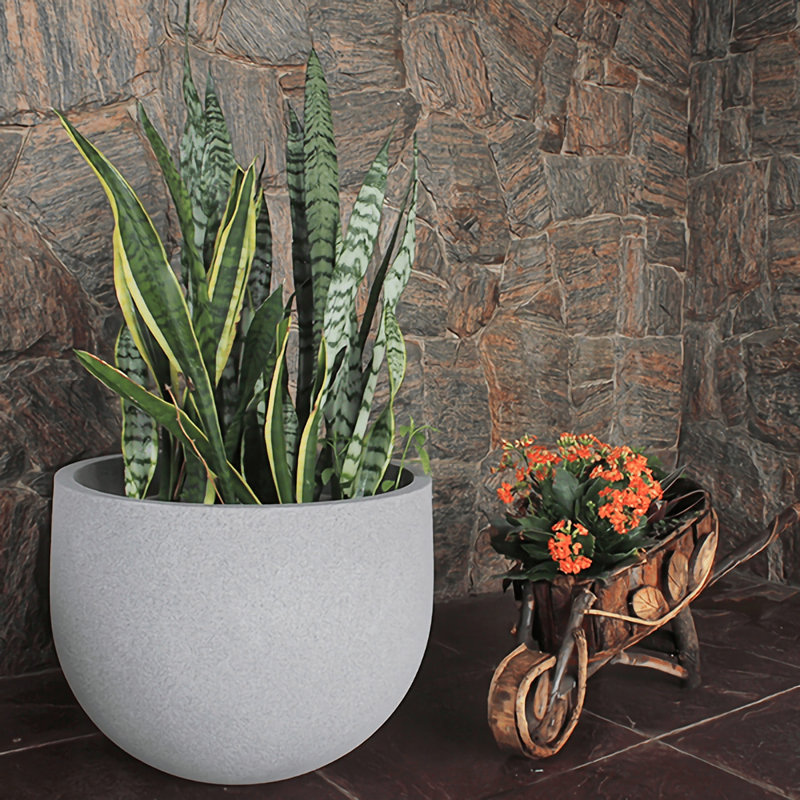 Pot Planter, 13.8" H x 17.7" W x 17.7" D