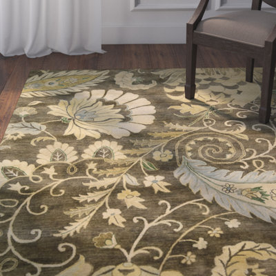 Fullmer Wool Floral Indoor Rug