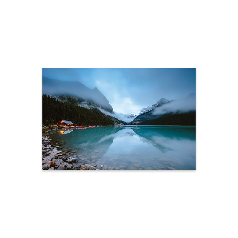 Dawn at Lake Louise, impression sur verre acrylique, H 16 po x l 24 po x P 0,25 po