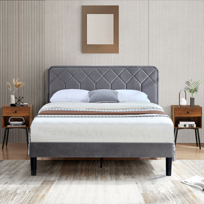 Boncile Steel Upholstered Platform 3 Piece Bedroom Set -  Corrigan StudioÂ®, 323E67807A1A4717AEC312200AB0D3DD