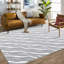 Très grand tapis à poils longs 10 x 13 po