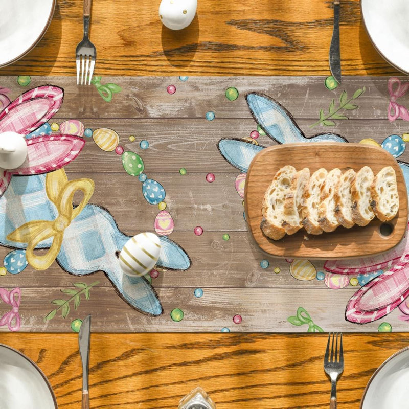 Chemin de table en bois à motif floral en bois
