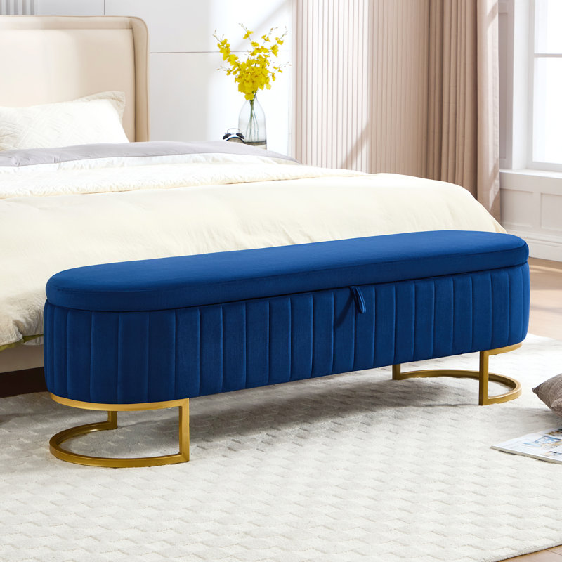 Velvet Upholstered Storage Bench with Horseshoe-Shaped Metal Legs for Living Room: Stylish and Functional Bed-End Solution