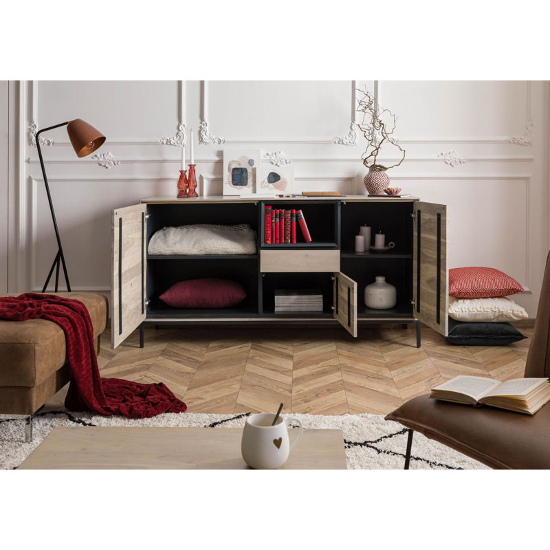 Chicago 160cm Solid Wood Sideboard