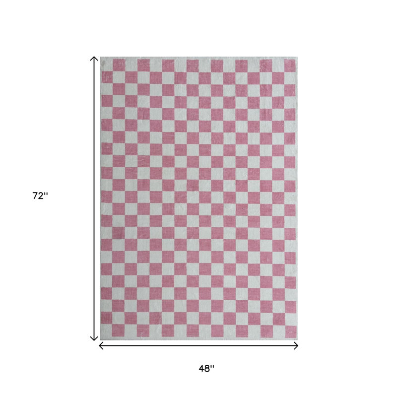 Tapis à carreaux rose et blanc cassé 4 pi x 6 pi