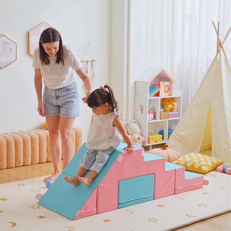 147cm L with Hanging Toys