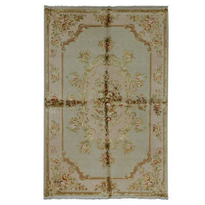 Tapis céladon et bisque noué à la main de haute qualité