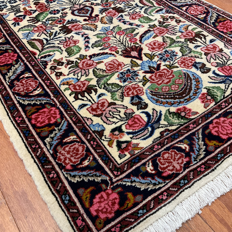  Handmade Sarouk Wool Runner