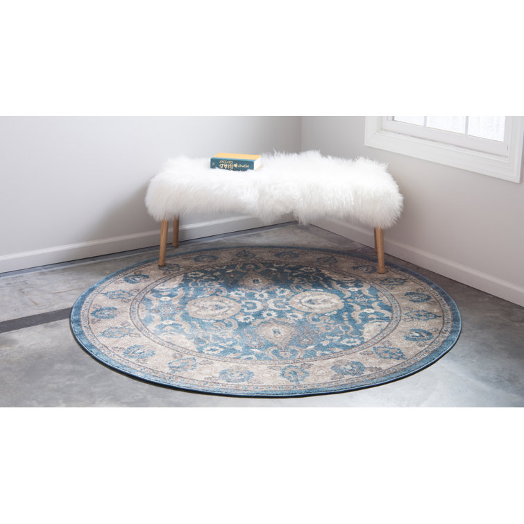 Lyndsee Floral Indoor Rug