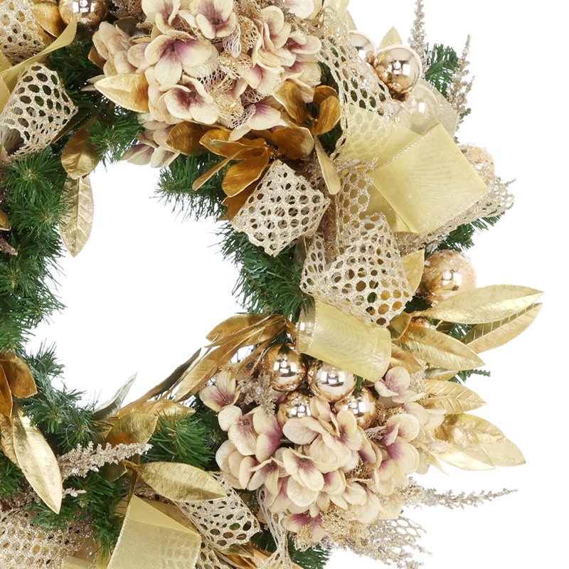 Couronne de Noël 28 po avec hortensias, ornements et boucles