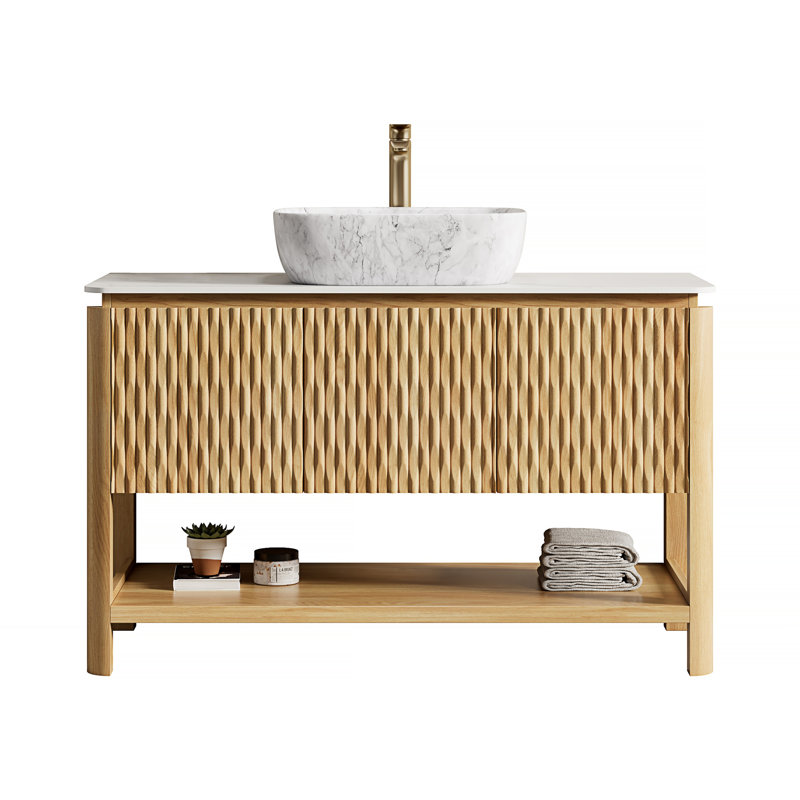 Meuble-lavabo 48 po, meuble de rangement autoportant en contreplaqué avec 3 portes en bambou texturé et tablette ouverte, vasque en céramique à motif marbré et plateau en pierre frittée blanc de Carrare
