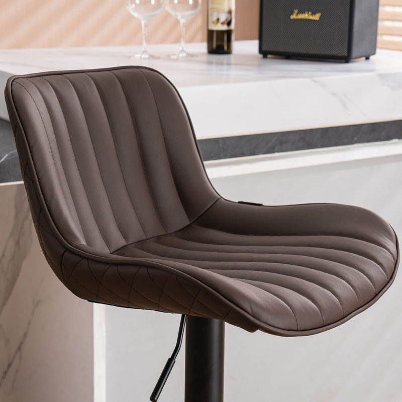 Tabourets de bar Brinitta, Brun