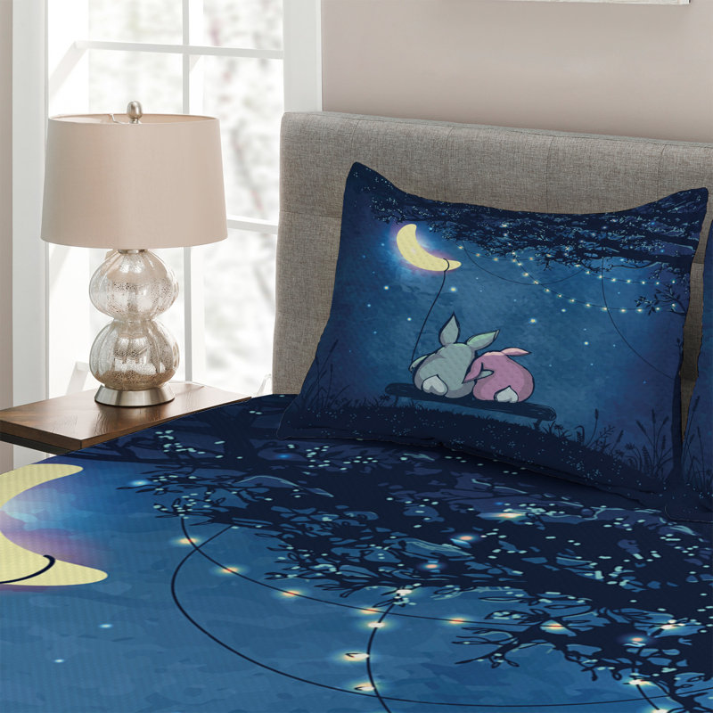 Half Moon Coverlet, King Bedspread + 2 Shams