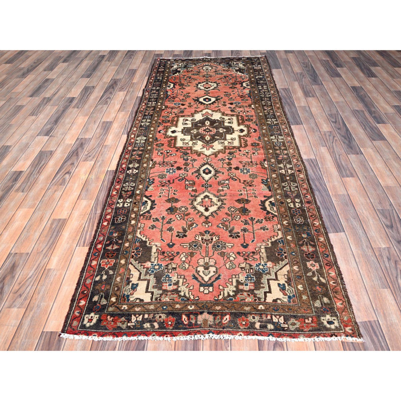 Tapis de couloir rose en laine 3 pi 7 po x 9 pi 2 po Willmot