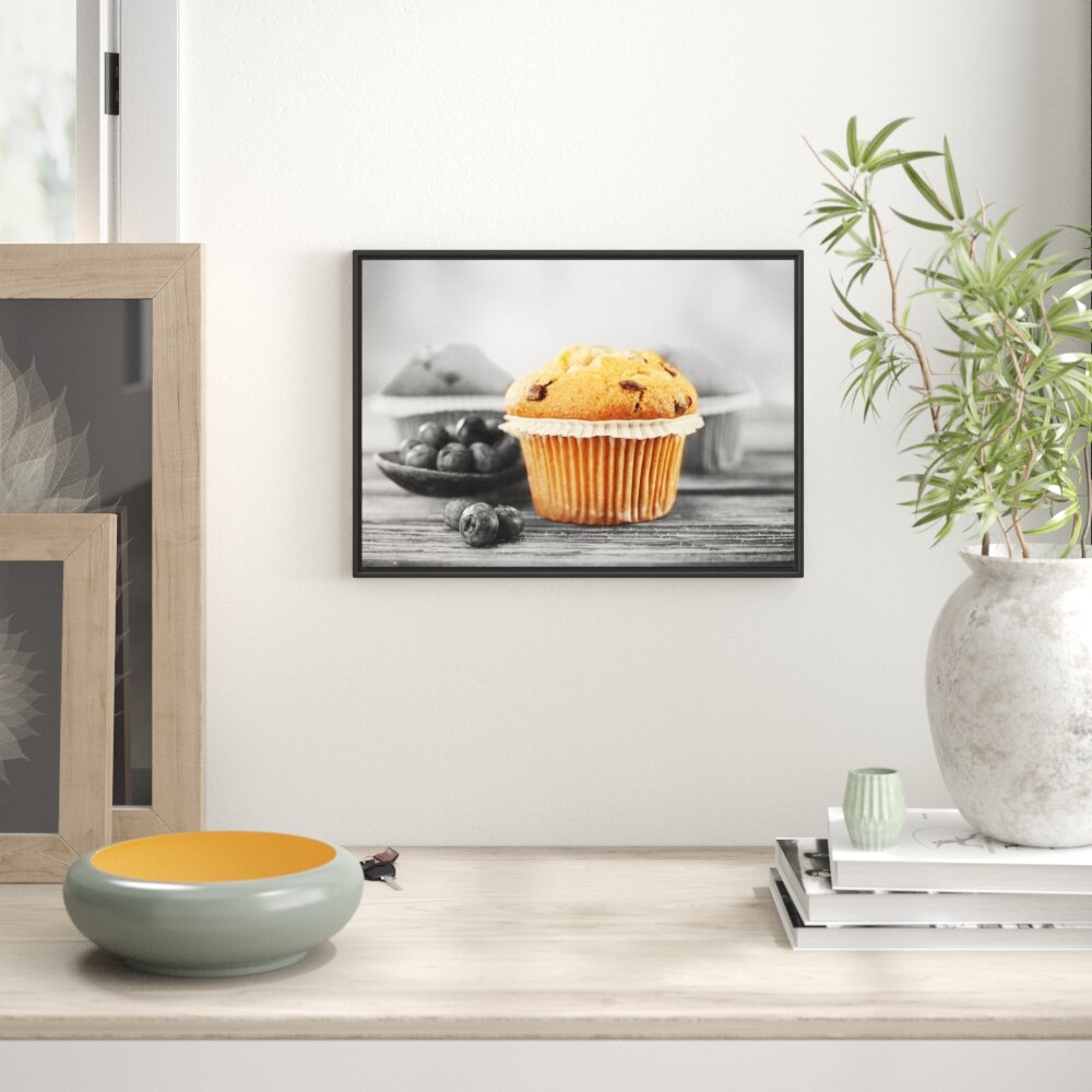 Gerahmtes Wandbild leckere Muffins mit Blaubeeren