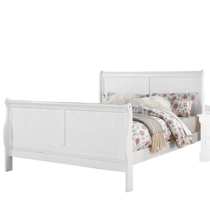 Grand lit blanc avec une finition et un design fonctionnel au look classique
