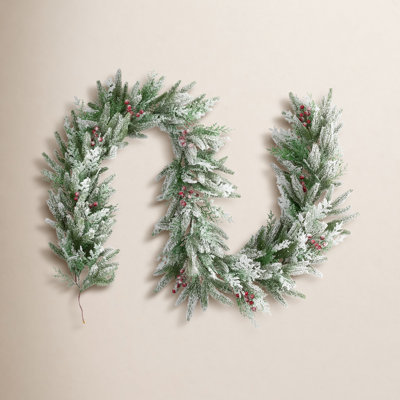Northlight Seasonal 84" Frosted Berry Garland