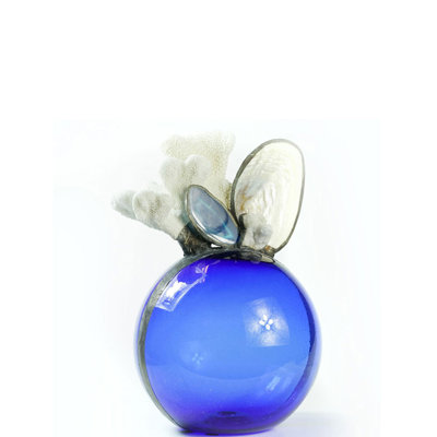 Sculpture flottante en agate corail