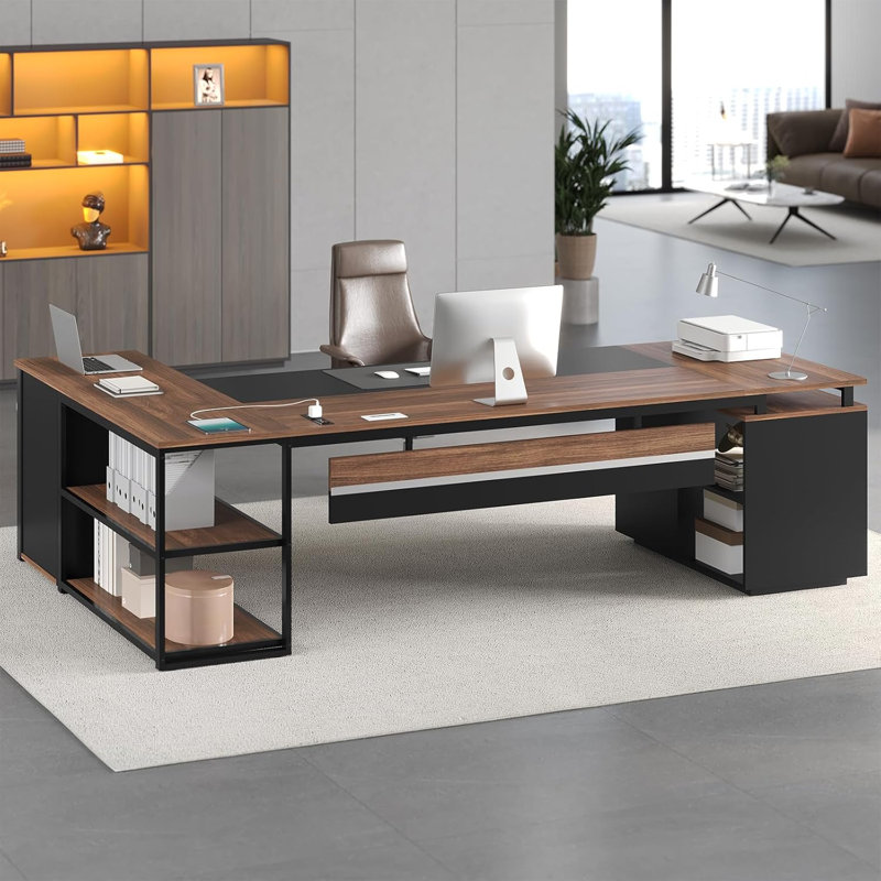 Bureau de direction 78 po avec classeur verrouillable, bureau en L avec prises de courant, écran d'intimité, noyer,  Walnut 