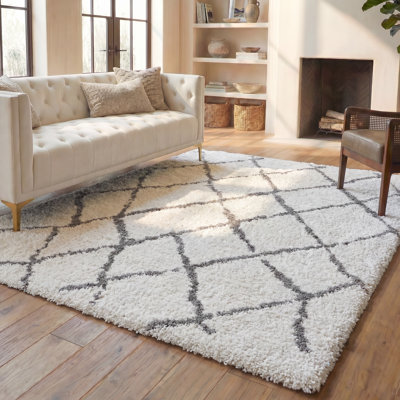 Verna Argyle Area Rug