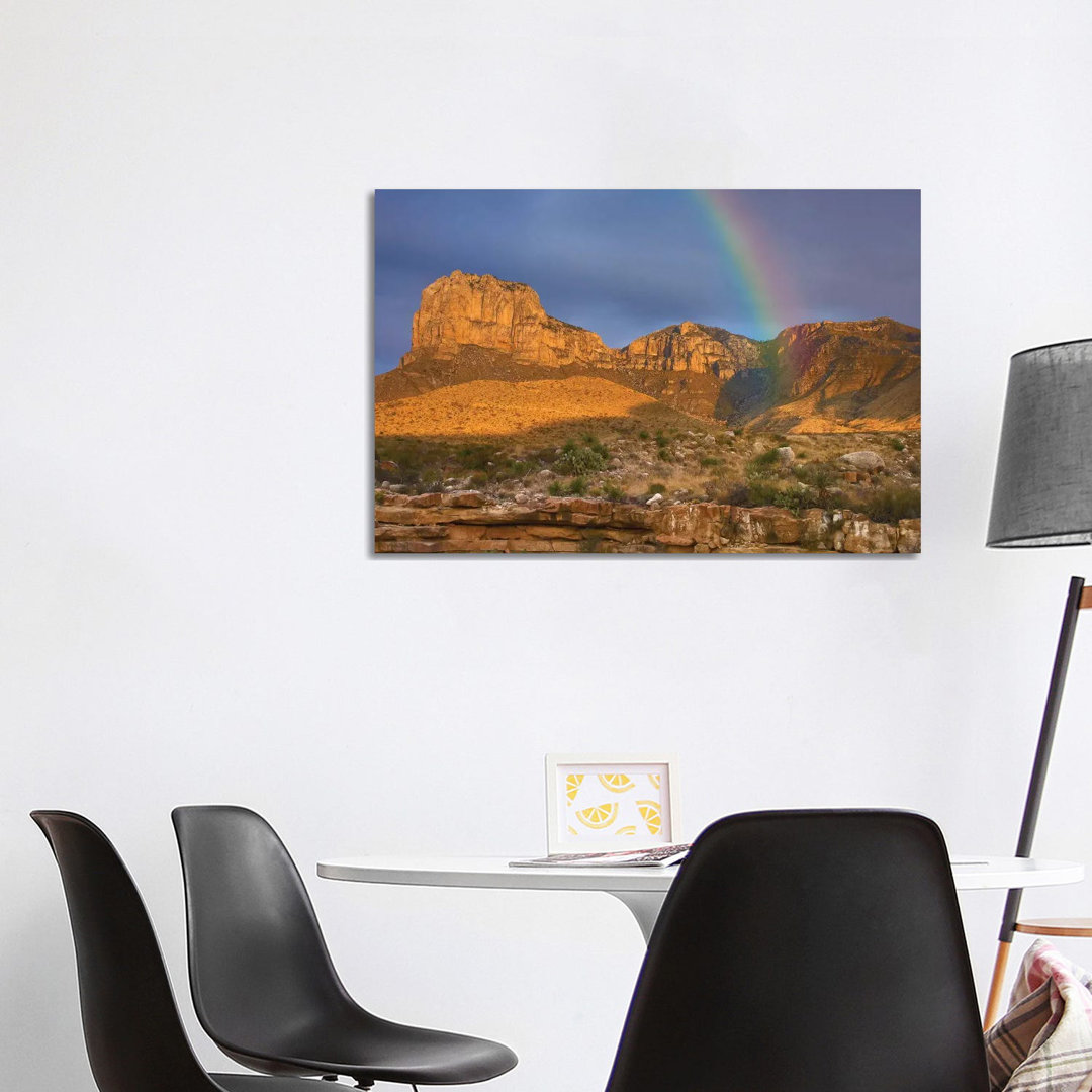 Regenbogen in der Nähe von El Capitan, Guadalupe Mountains National Park, Texas von Tim Fitzharris - Gallery-Wrapped Can...