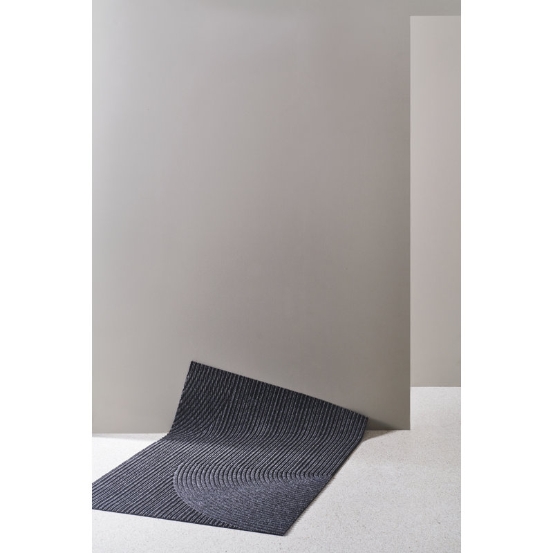 Stein, 33" W x 51" L