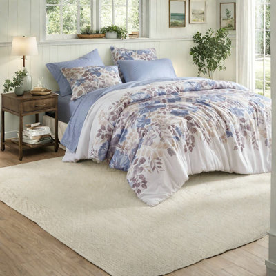 Comfortable Bedding Sets Polyester Floral Design For Home