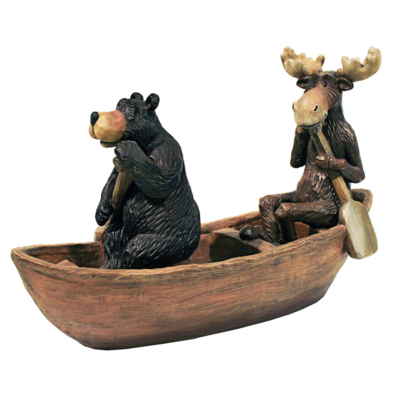 Statue orignal et dans un bateau Black Bear