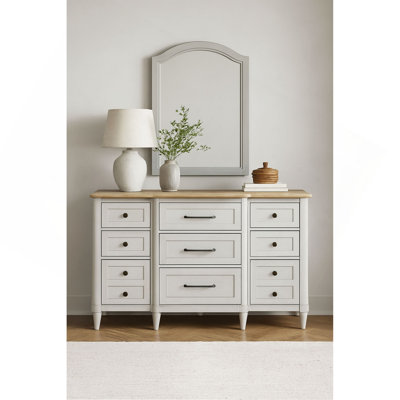 Petite commode et commode